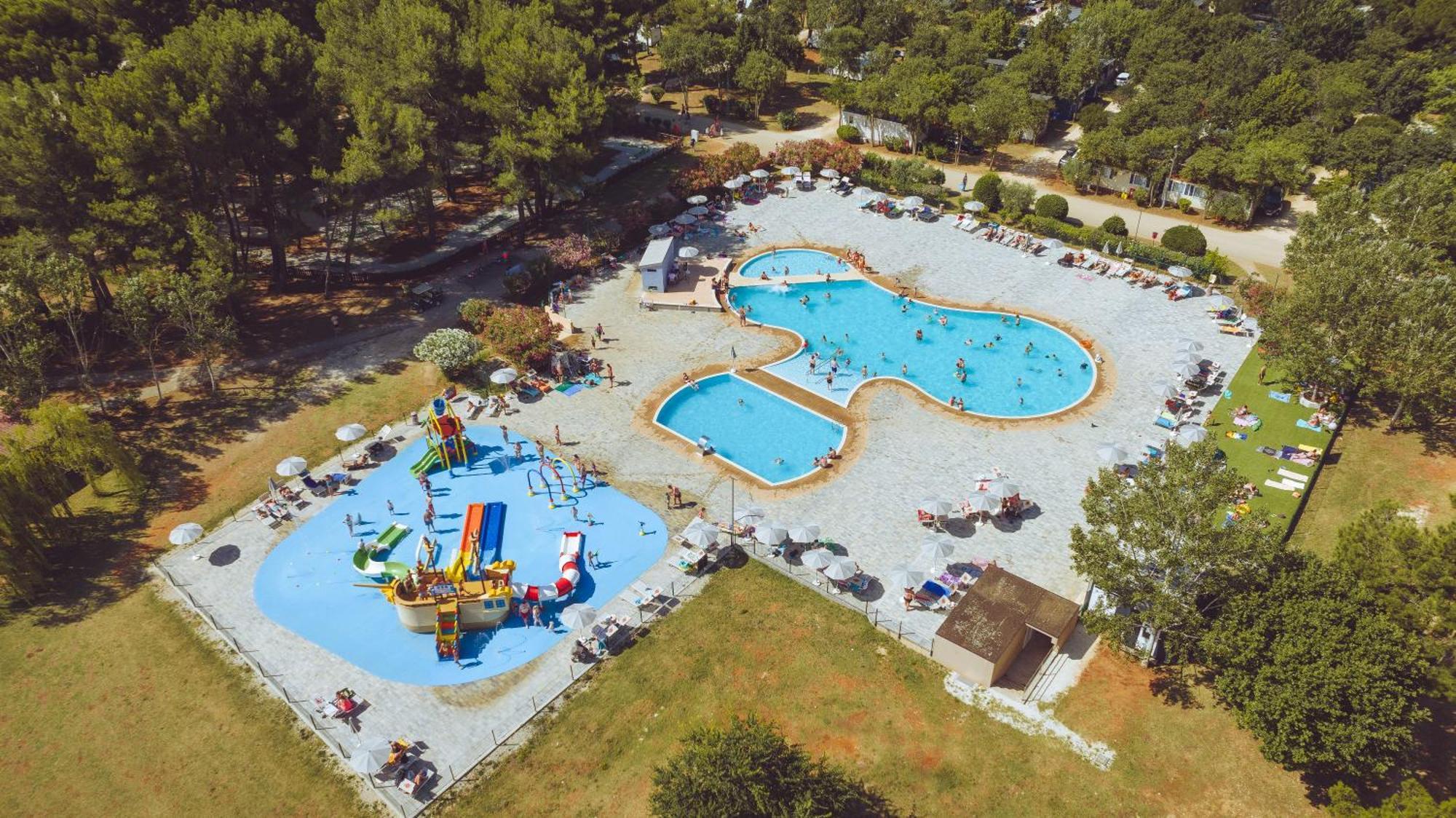 Camping Bi-Village - Roan Valbandon Exterior foto