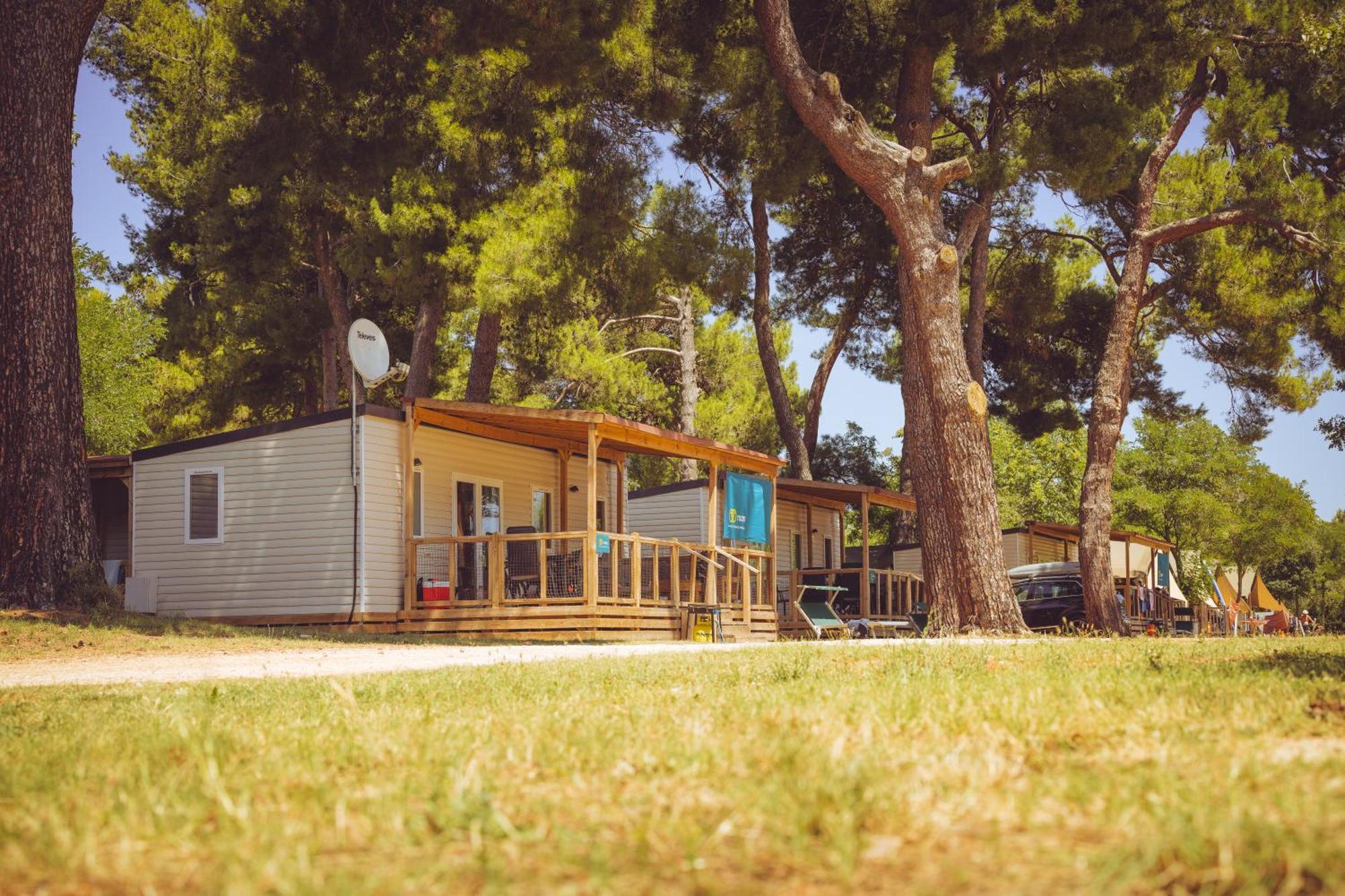 Camping Bi-Village - Roan Valbandon Exterior foto